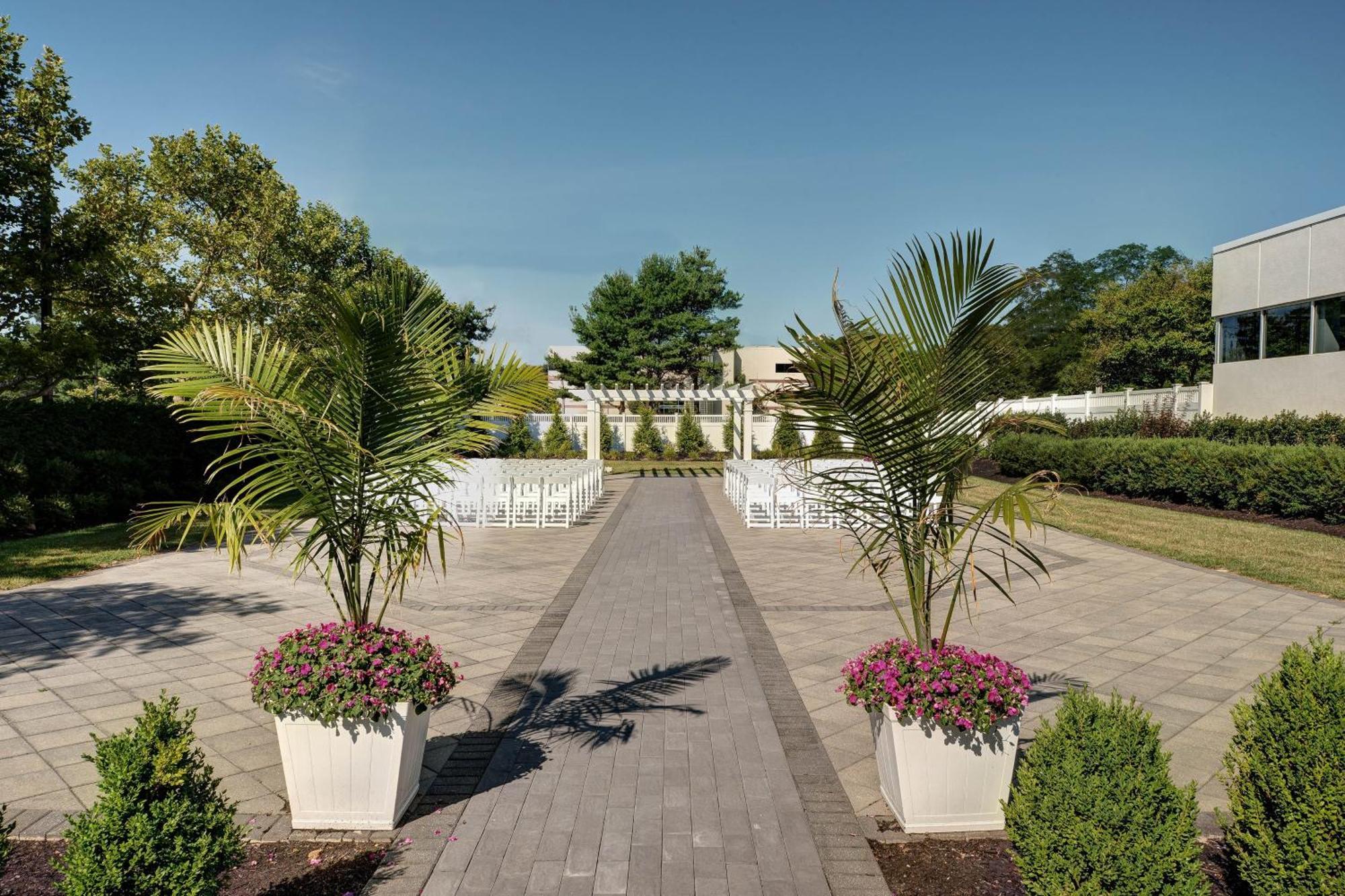 Sheraton Eatontown Hotel Exterior foto