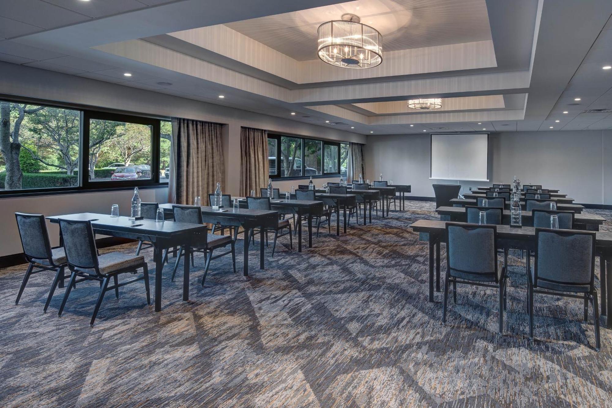 Sheraton Eatontown Hotel Exterior foto