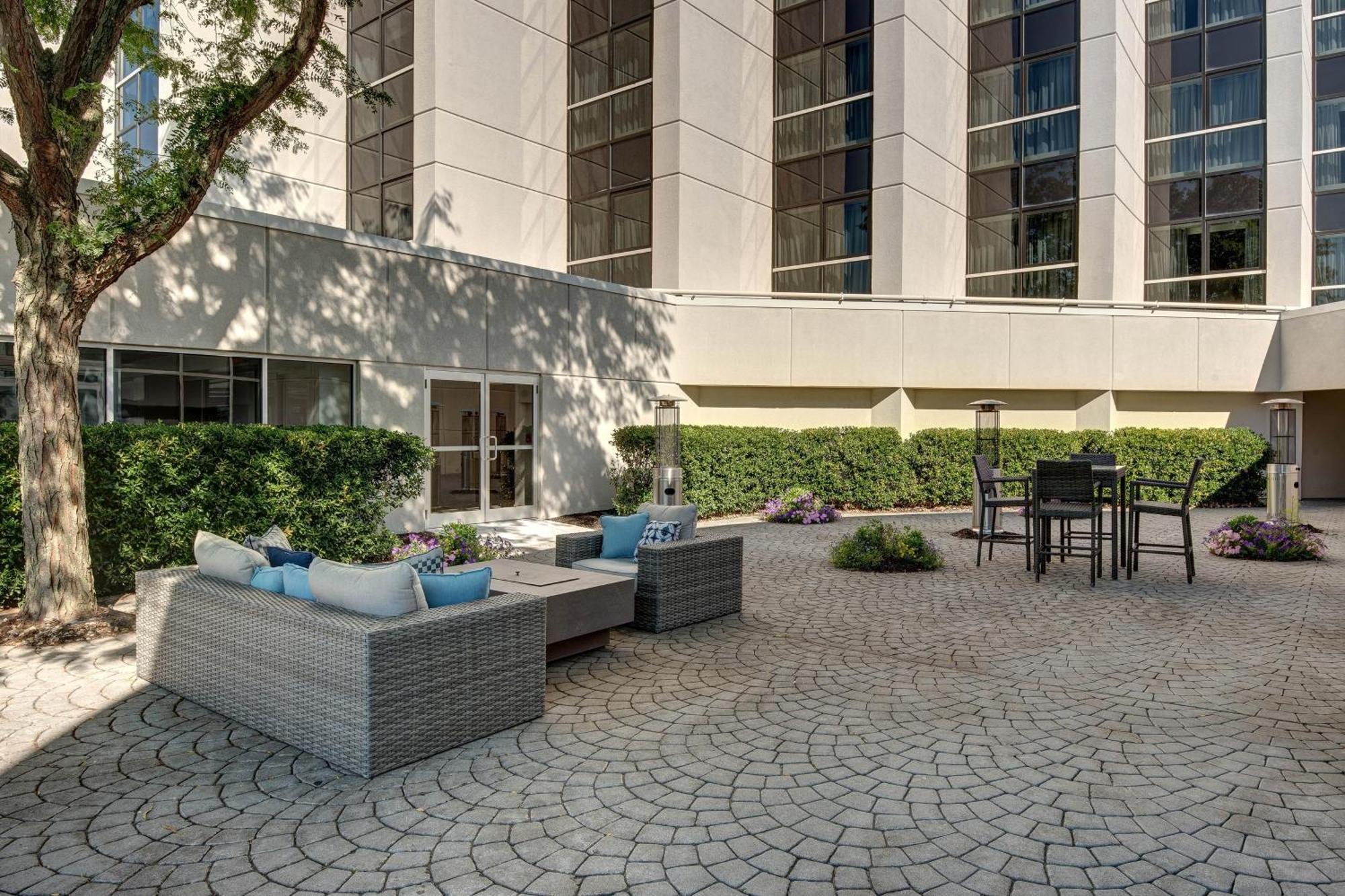 Sheraton Eatontown Hotel Exterior foto